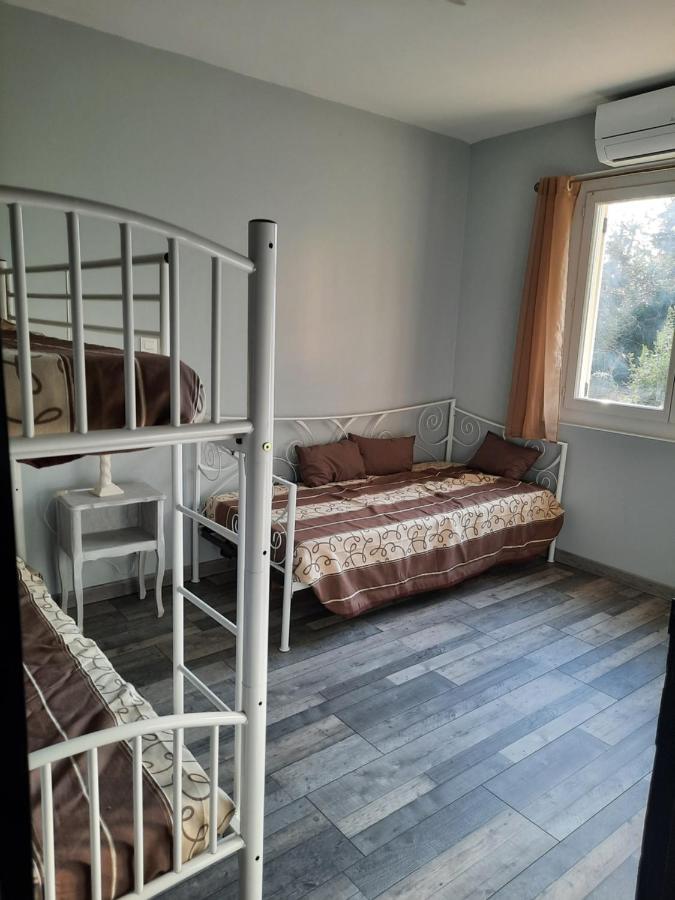 Maison Sur 2000M² D'Espace Vert. Bessan Eksteriør billede