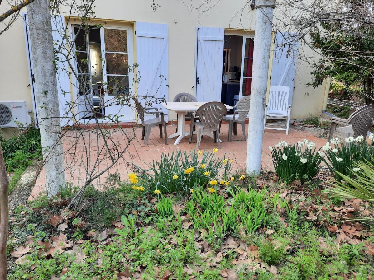 Maison Sur 2000M² D'Espace Vert. Bessan Eksteriør billede